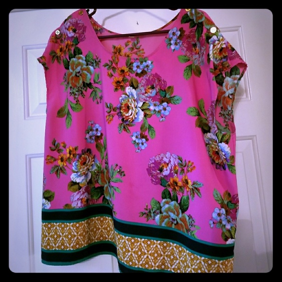 Top - Picture 1 of 1